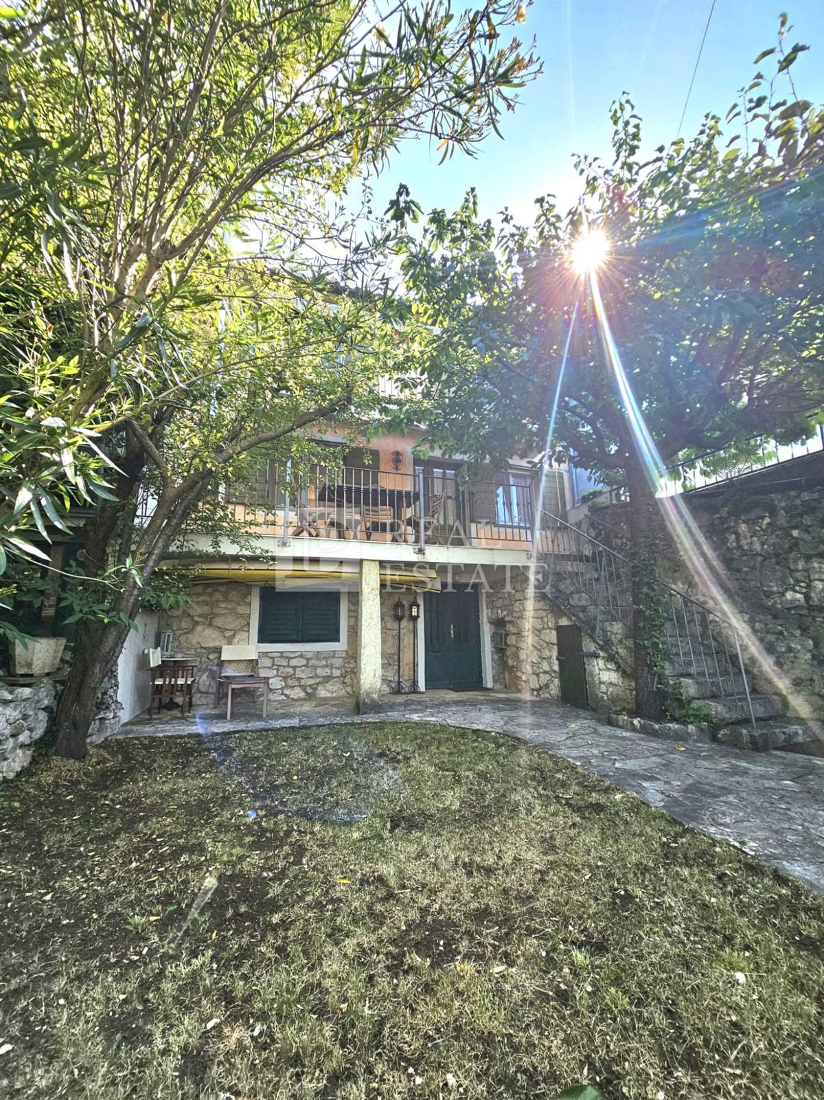 DRAMALJ - casa in pietra ristrutturata a 150 metri dal mare