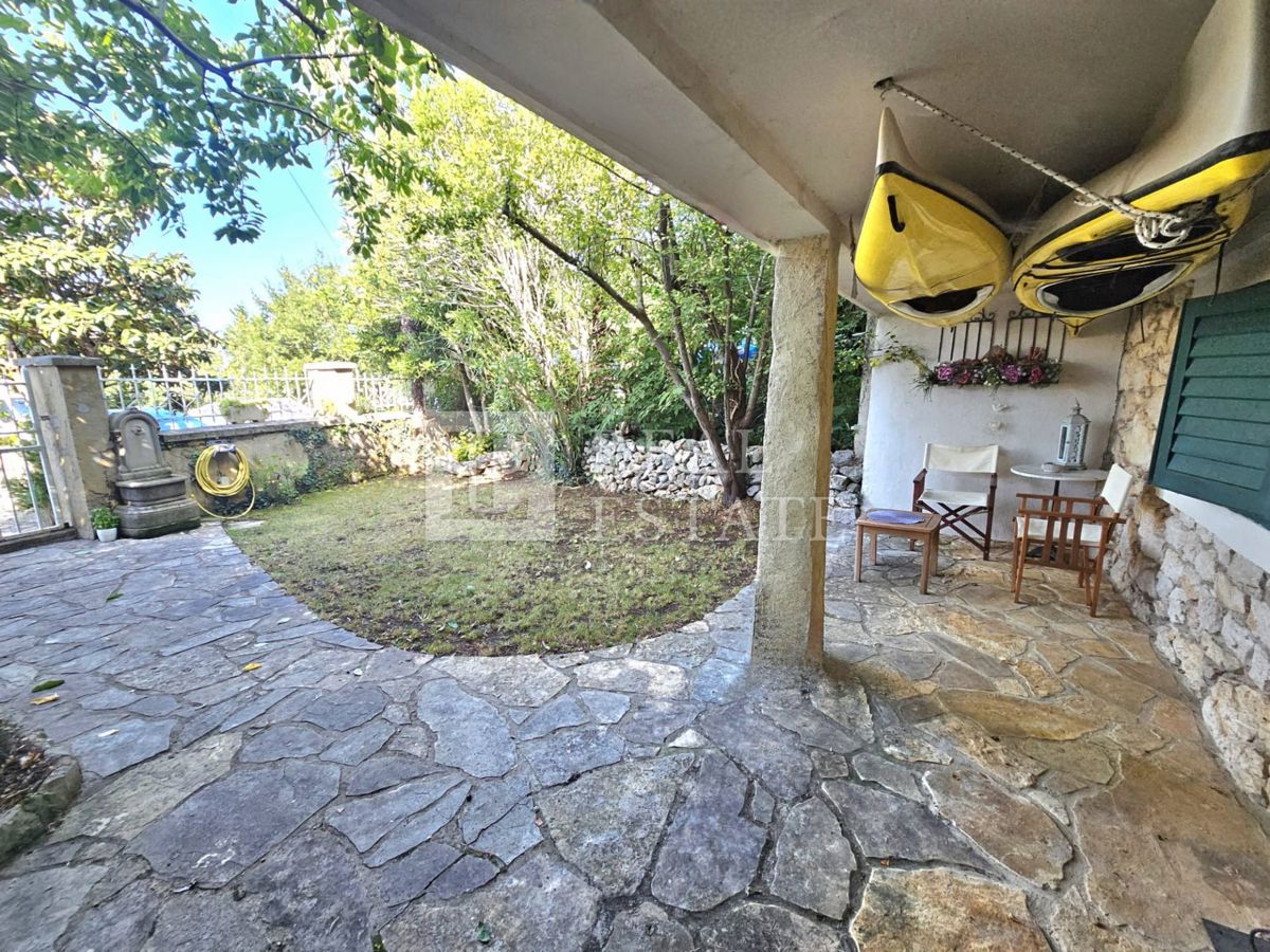 DRAMALJ - casa in pietra ristrutturata a 150 metri dal mare