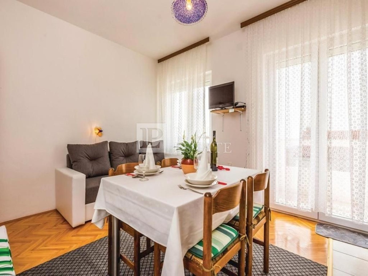JADRANOVO - condominio con vista sul mare