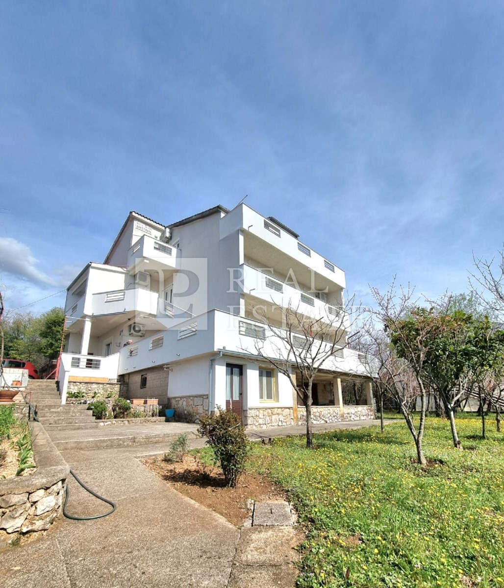 JADRANOVO - condominio con vista sul mare