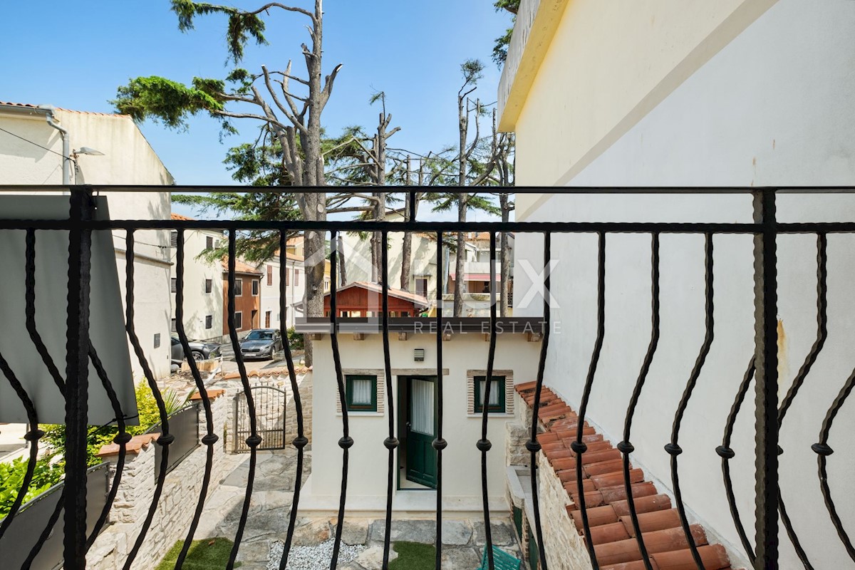 NOVIGRAD - casa in pietra a 30 metri dal mare, centro citta