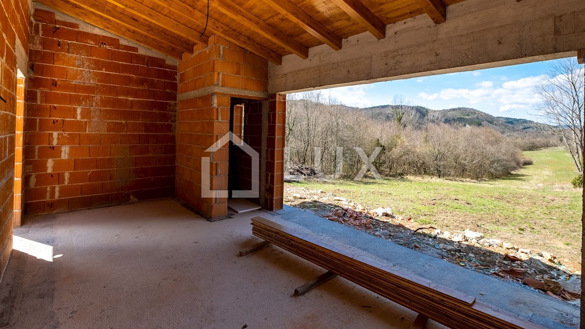 BUZET - villa su terreno 7297m2, nuova costruzione