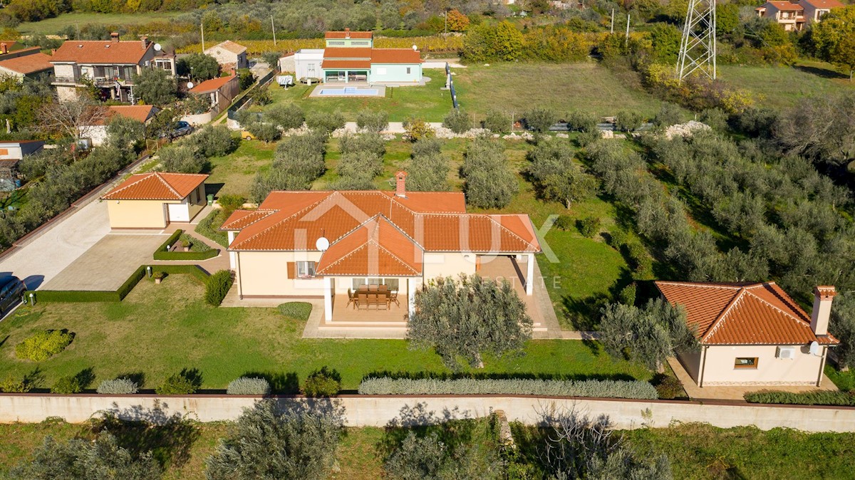 VODNJAN - casa a un piano con giardino 1831m2