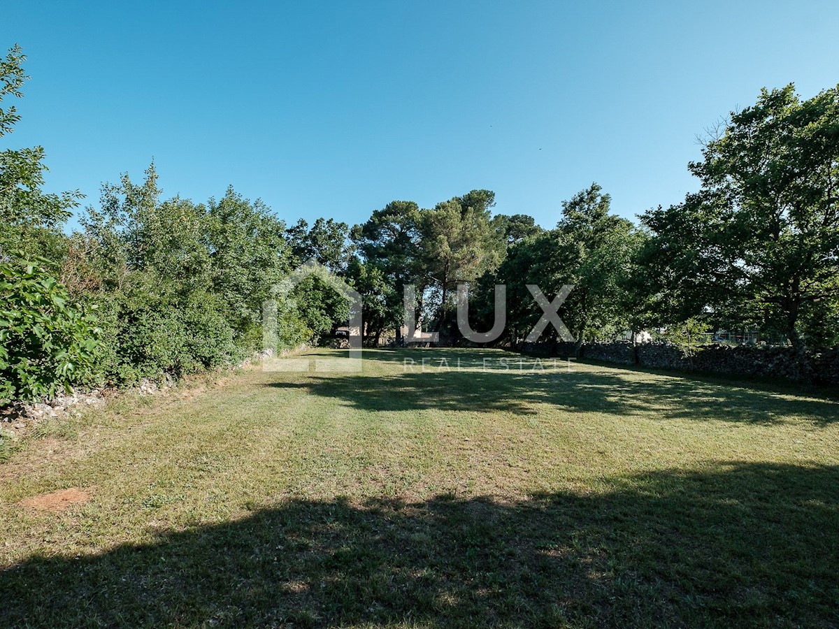 MARČANA - villa di lusso 374m2 su un terreno di 8090m2