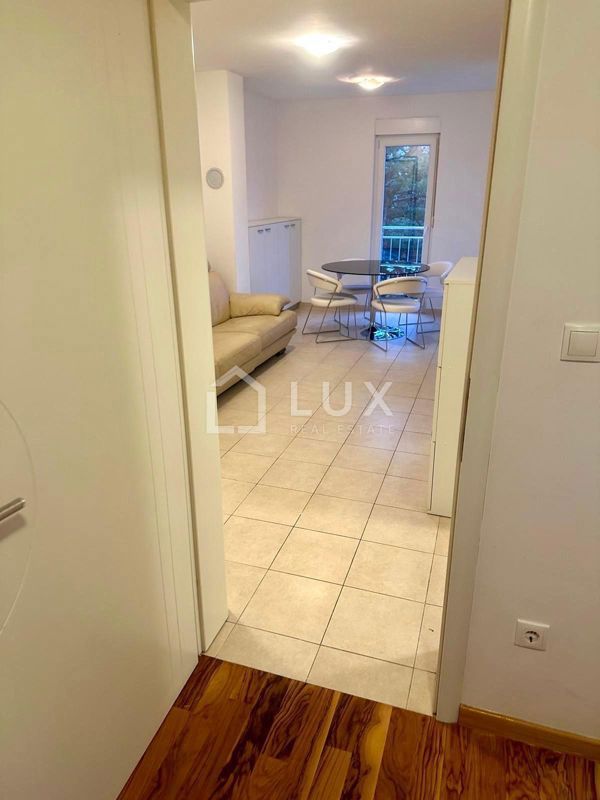 CRIKVENICA - appartamento 45m2, 1 camera da letto + soggiorno