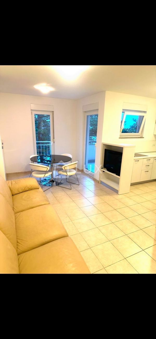 CRIKVENICA - appartamento 45m2, 1 camera da letto + soggiorno