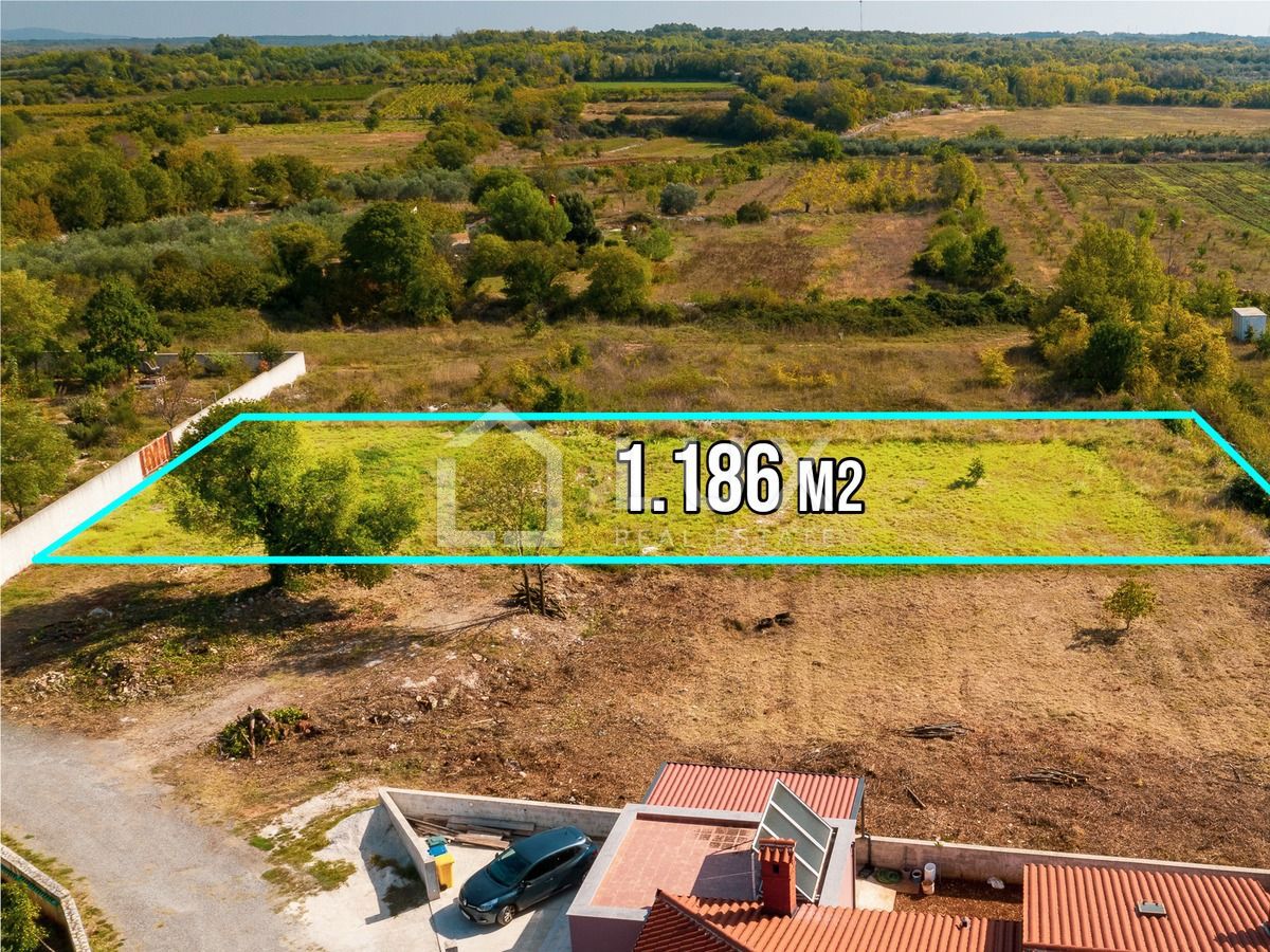 VODNJAN - terreno edificabile 1186m2