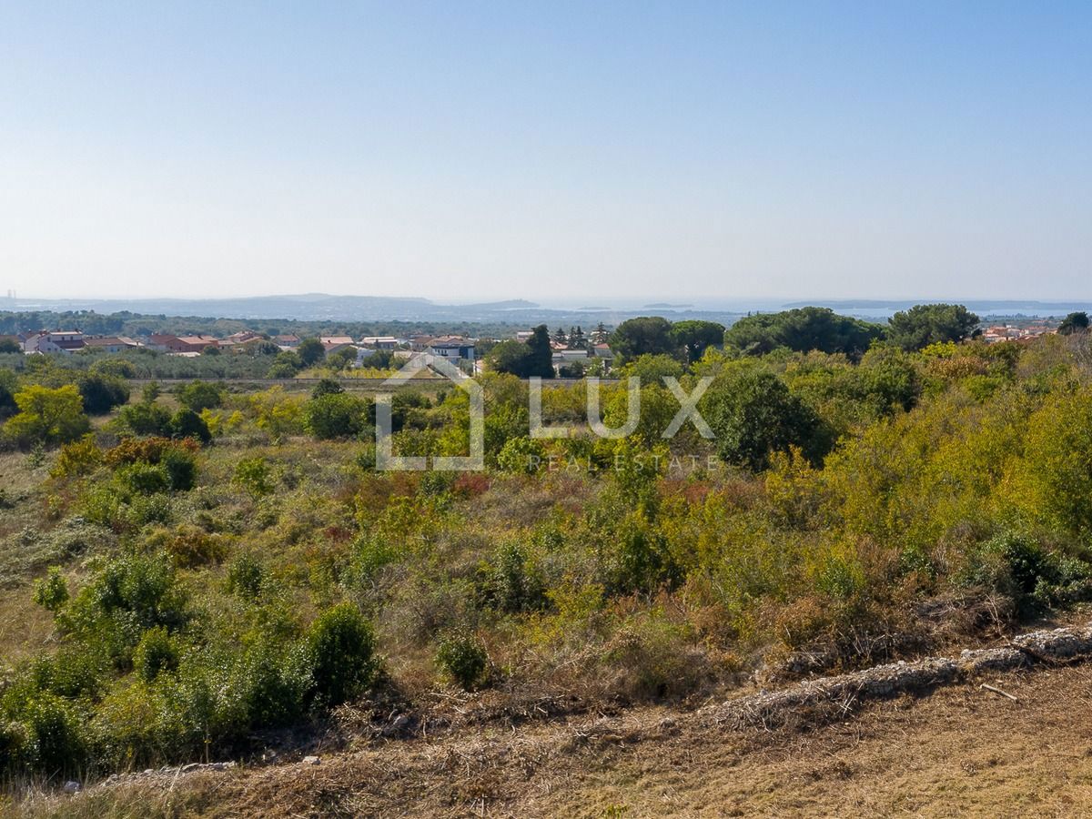 VODNJAN - terreno edificabile 1186m2