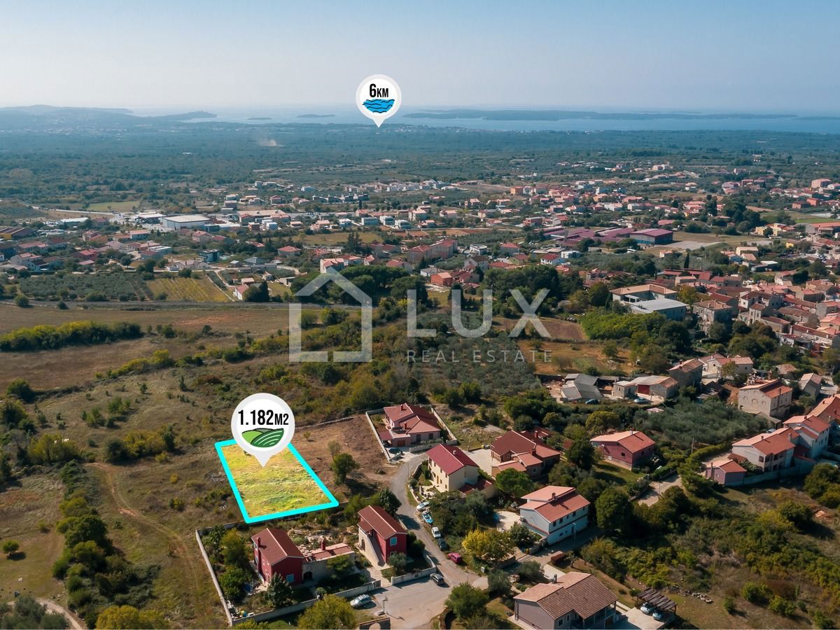 VODNJAN - terreno edificabile 1186m2