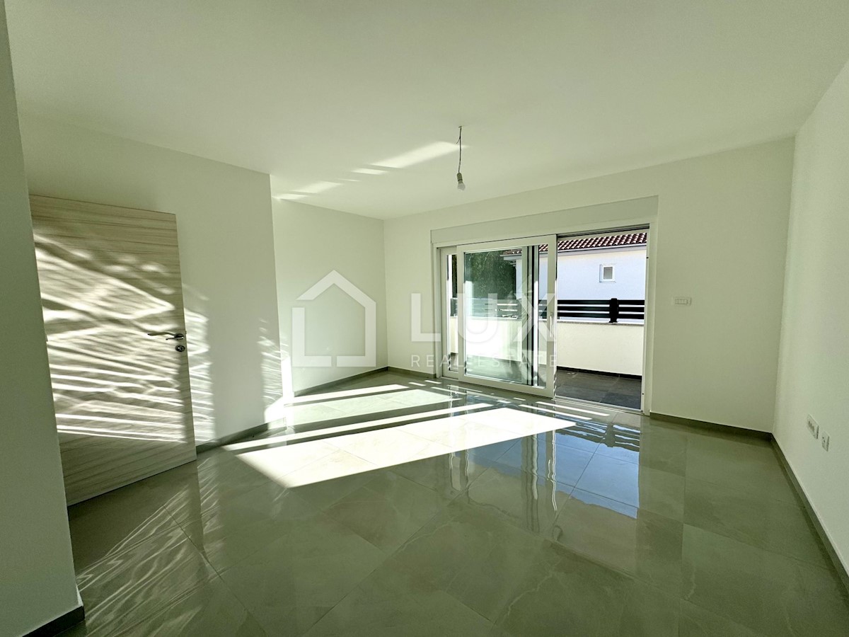 CRIKVENICA, dintorni - appartamento 3 camere da letto + bagno, 1° piano, nuova costruzione