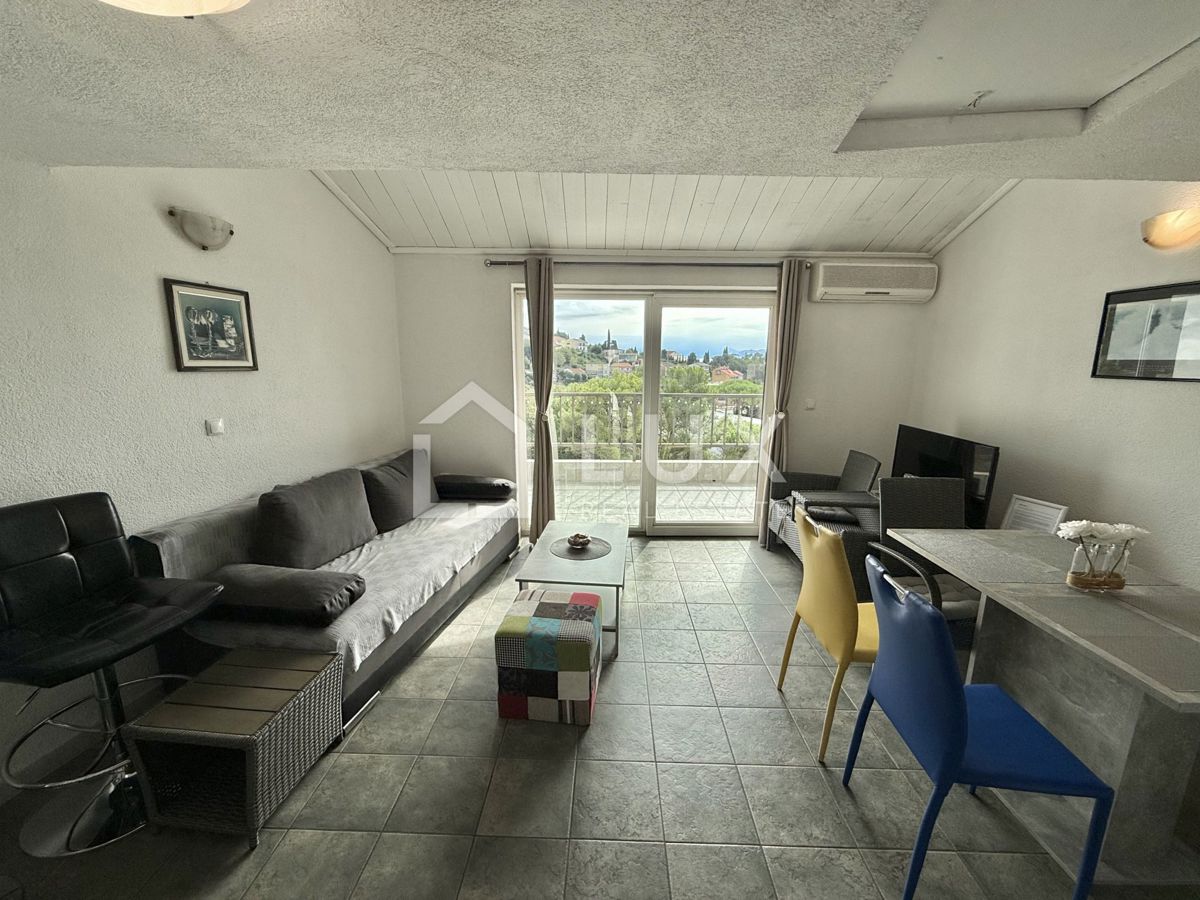 CRIKVENICA - appartamento 40m2, 100m dal centro città