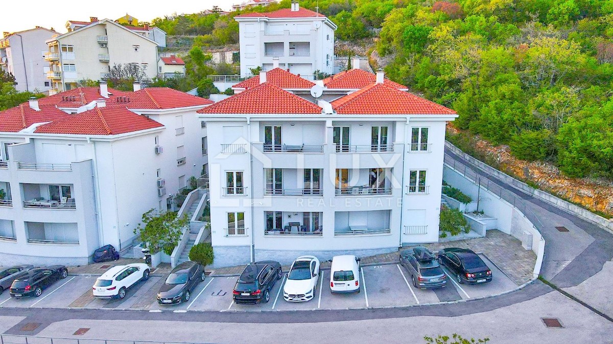 CRIKVENICA - penthouse 100m2 con piscina