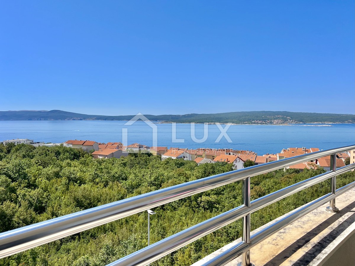 CRIKVENICA - penthouse 100m2 con piscina