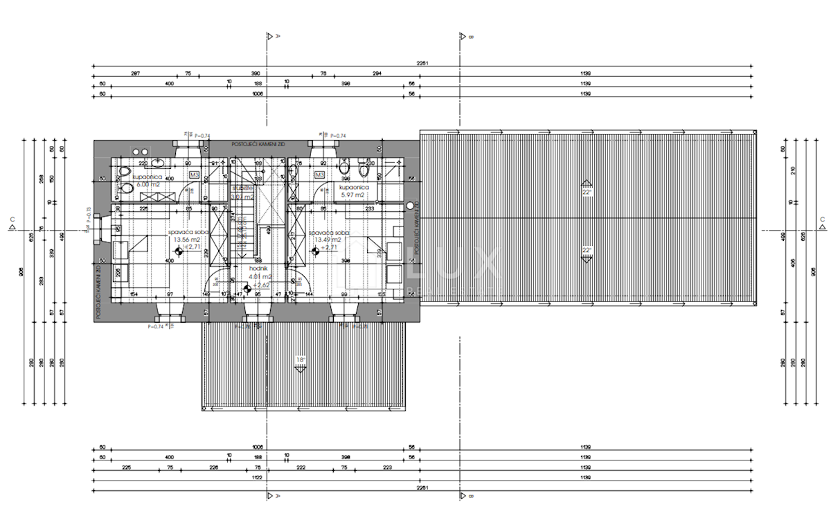 CANFANARO - casa con piscina, giardino, garage