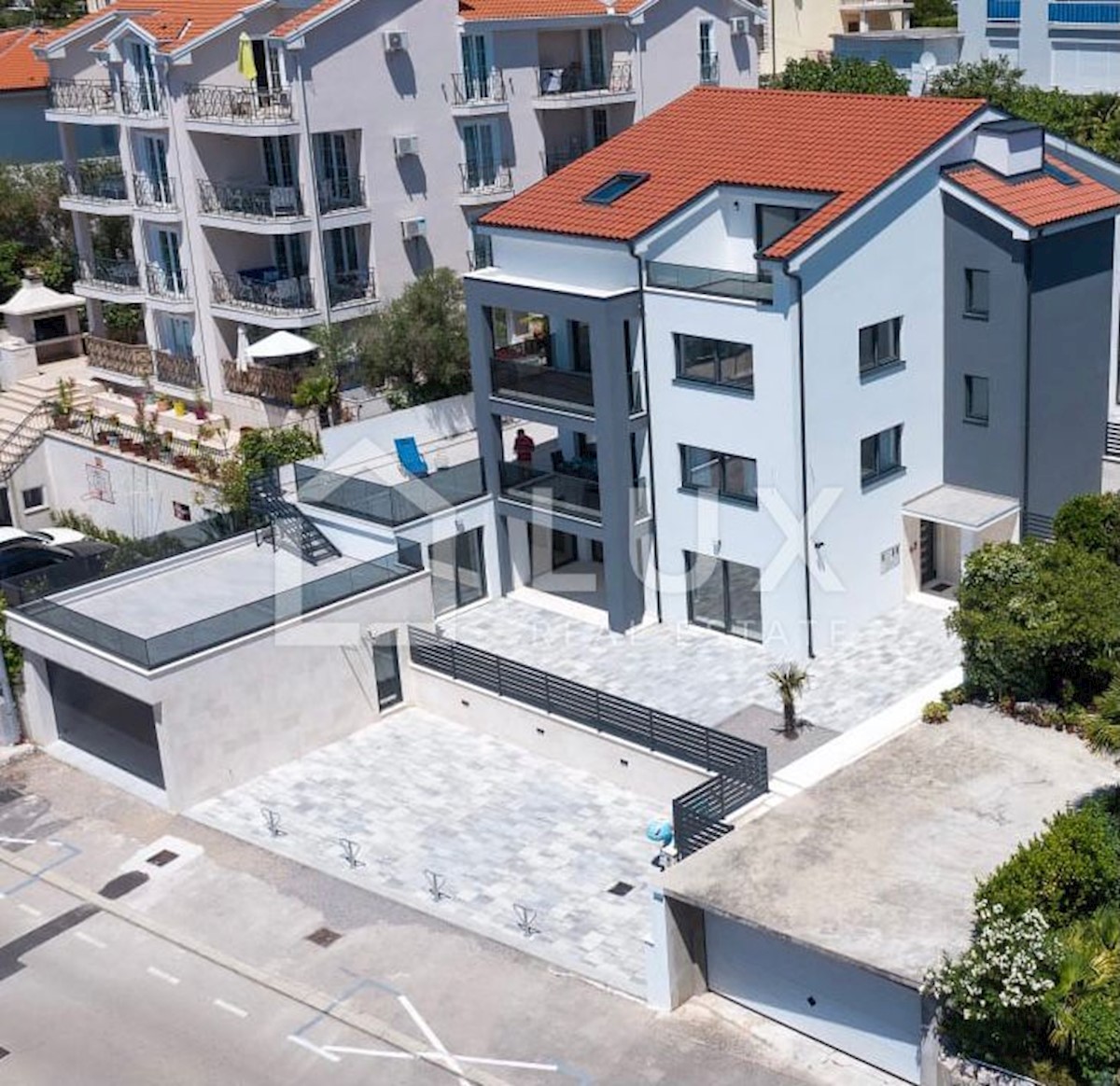 CRIKVENICA - appartamento 177m2, 2a fila al mare