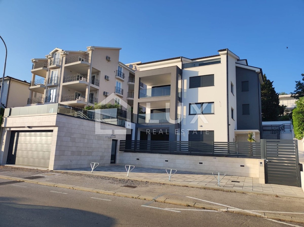 CRIKVENICA - appartamento 177m2, 2a fila al mare