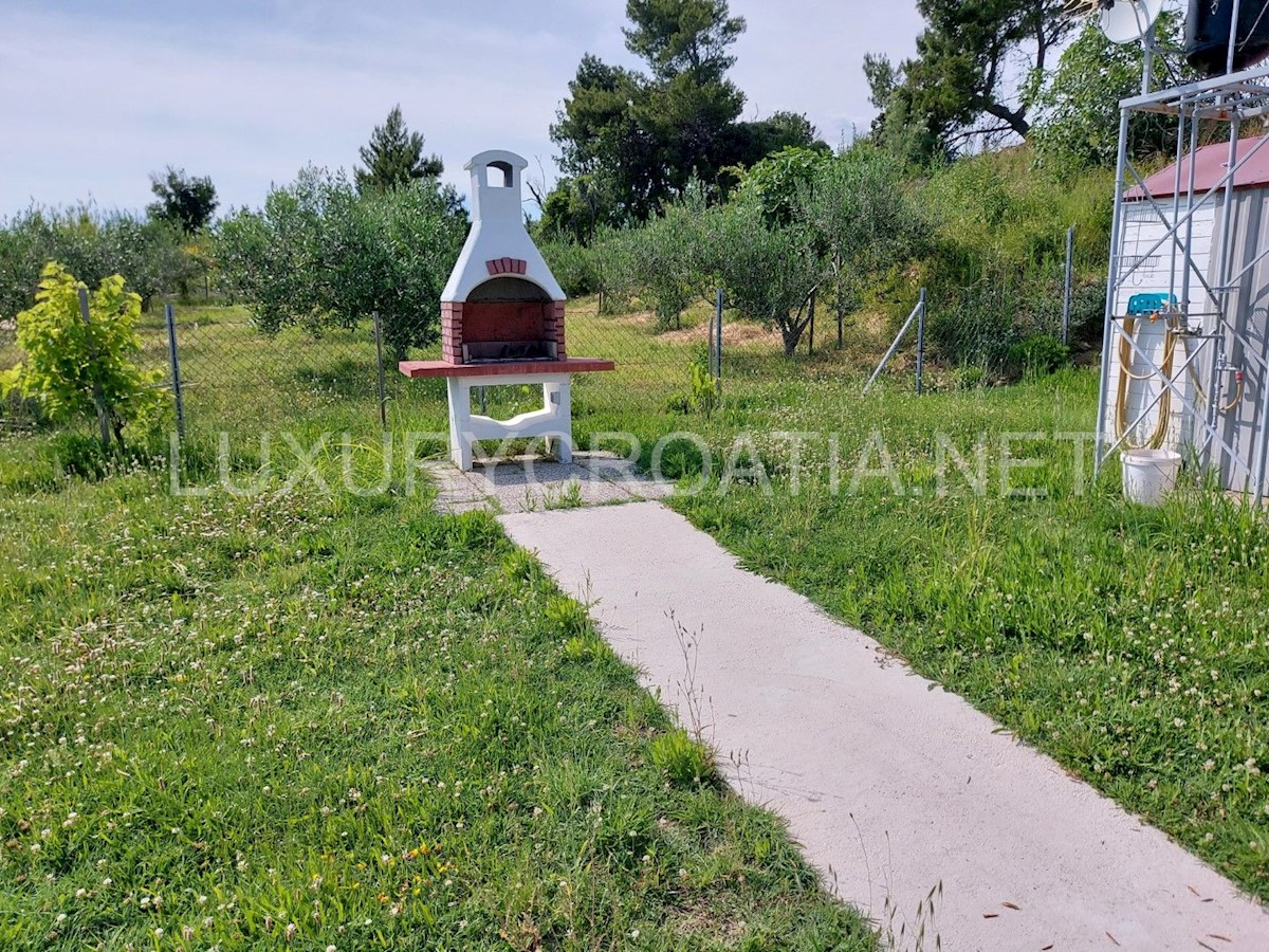 Casa prima fila al mare, zona Zara