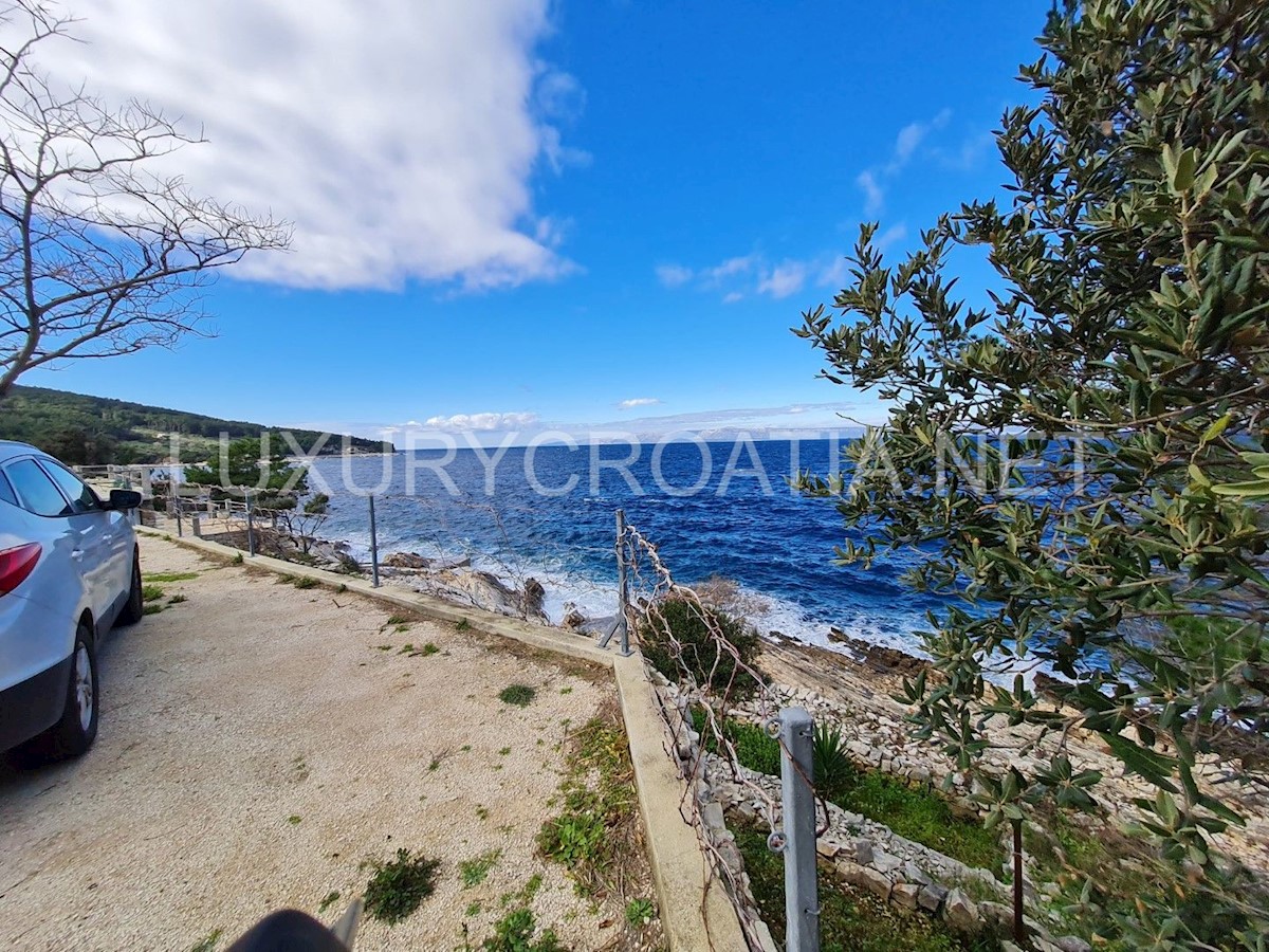 Korcula seafront land for sale