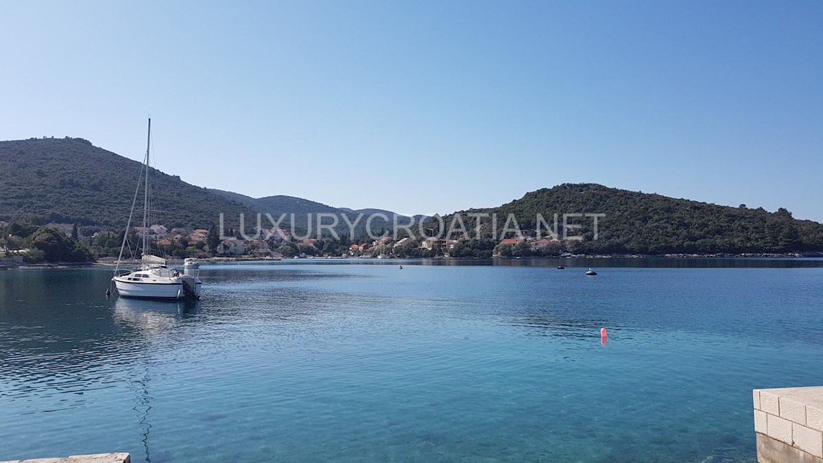 Casa sul lungomare in vendita, isola di Korcula