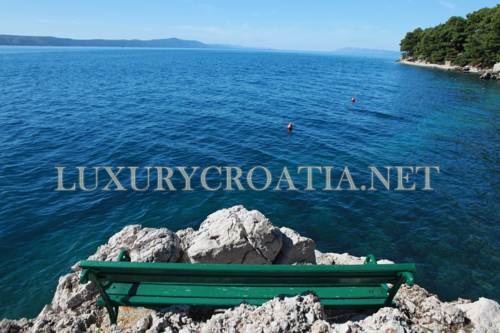 Waterfront house for sale near Makarska