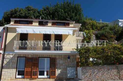 Waterfront house for sale near Makarska