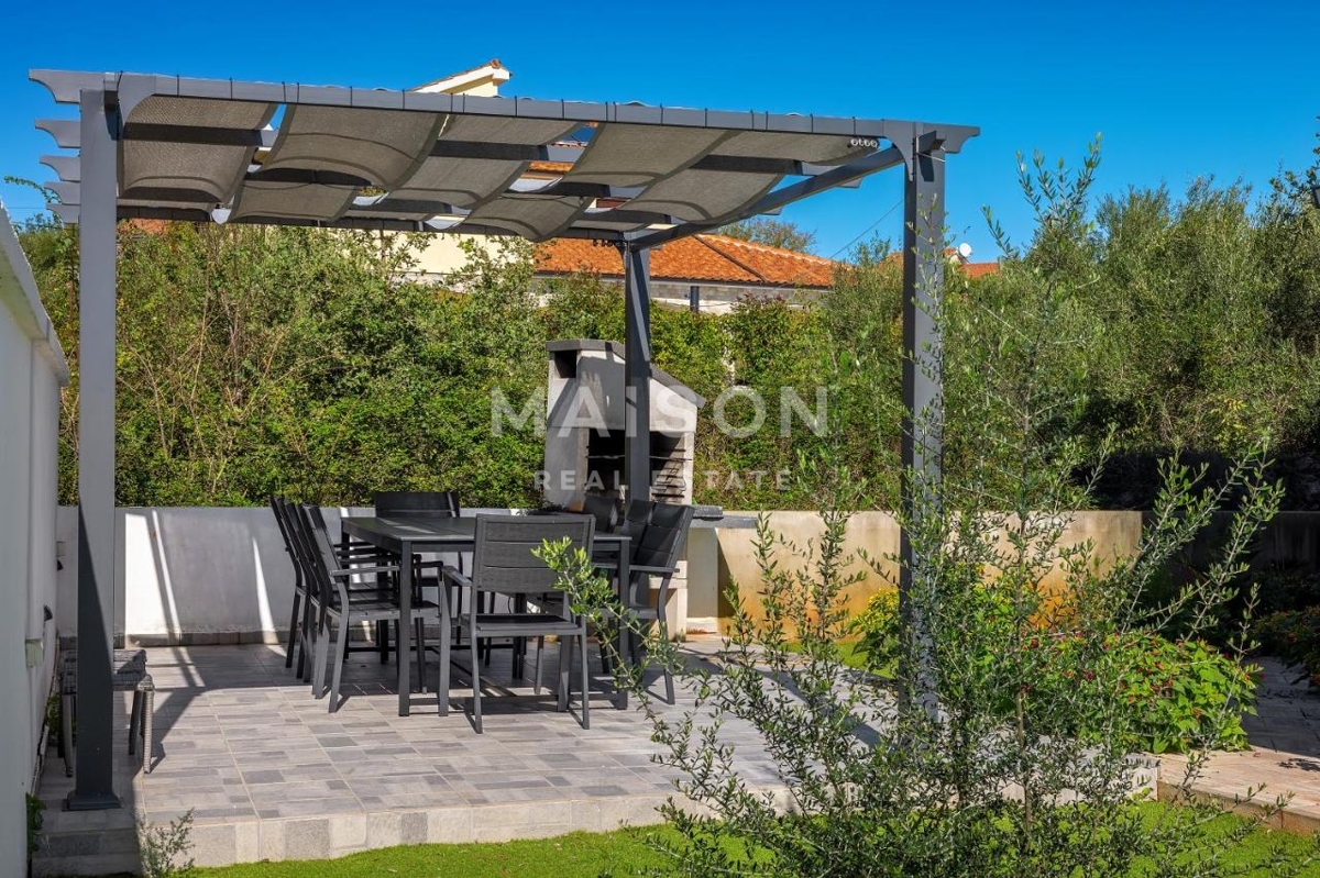 Isola di Krk, casa con piscina in una posizione tranquilla