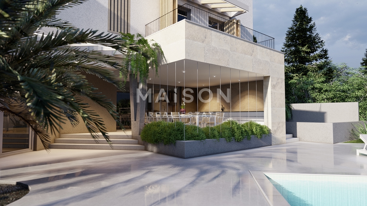 Isola di Krk, Malinska, villa di lusso all'interno di un resort con vista mare