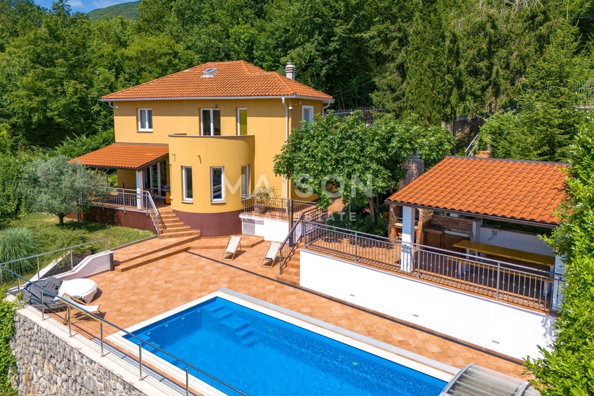 Villa Veprinac, Opatija - Okolica, 270m2