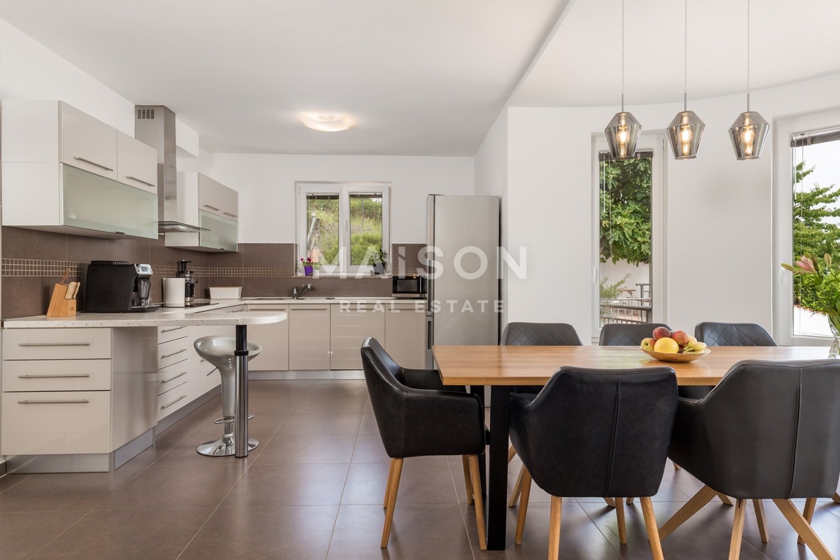 Villa Veprinac, Opatija - Okolica, 270m2