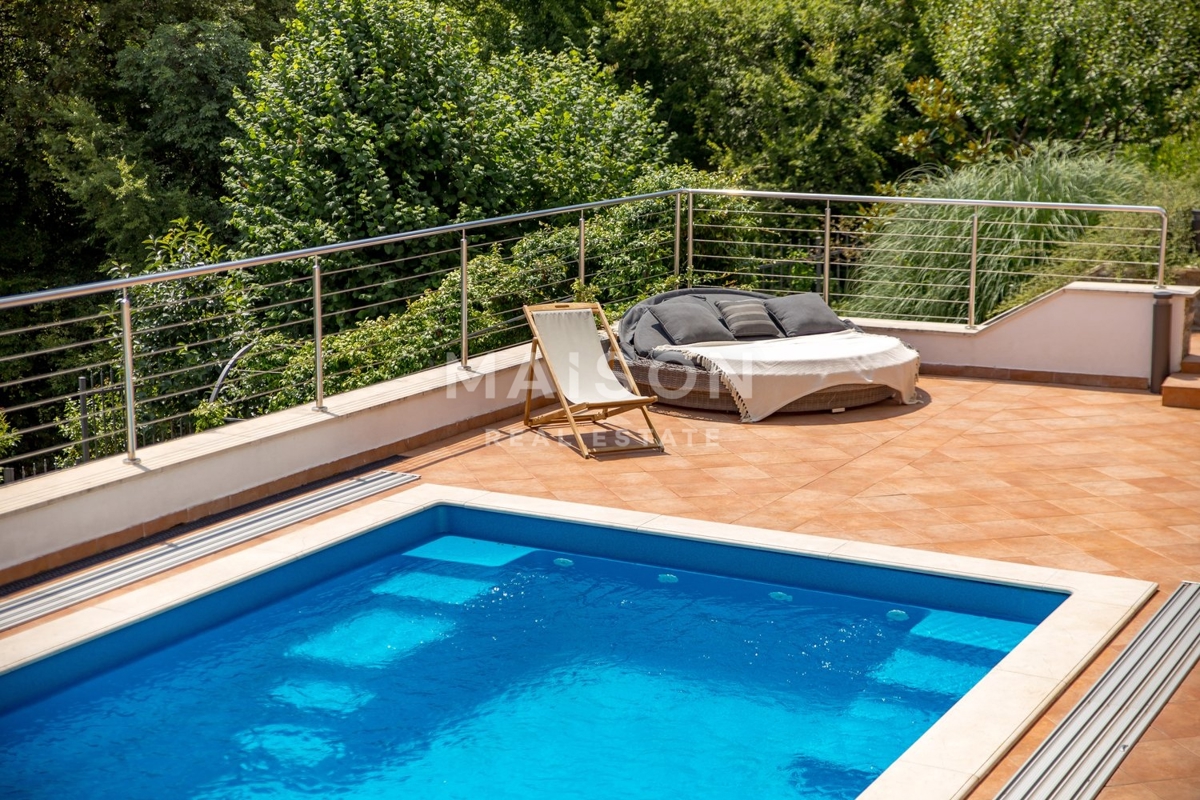 Villa Veprinac, Opatija - Okolica, 270m2