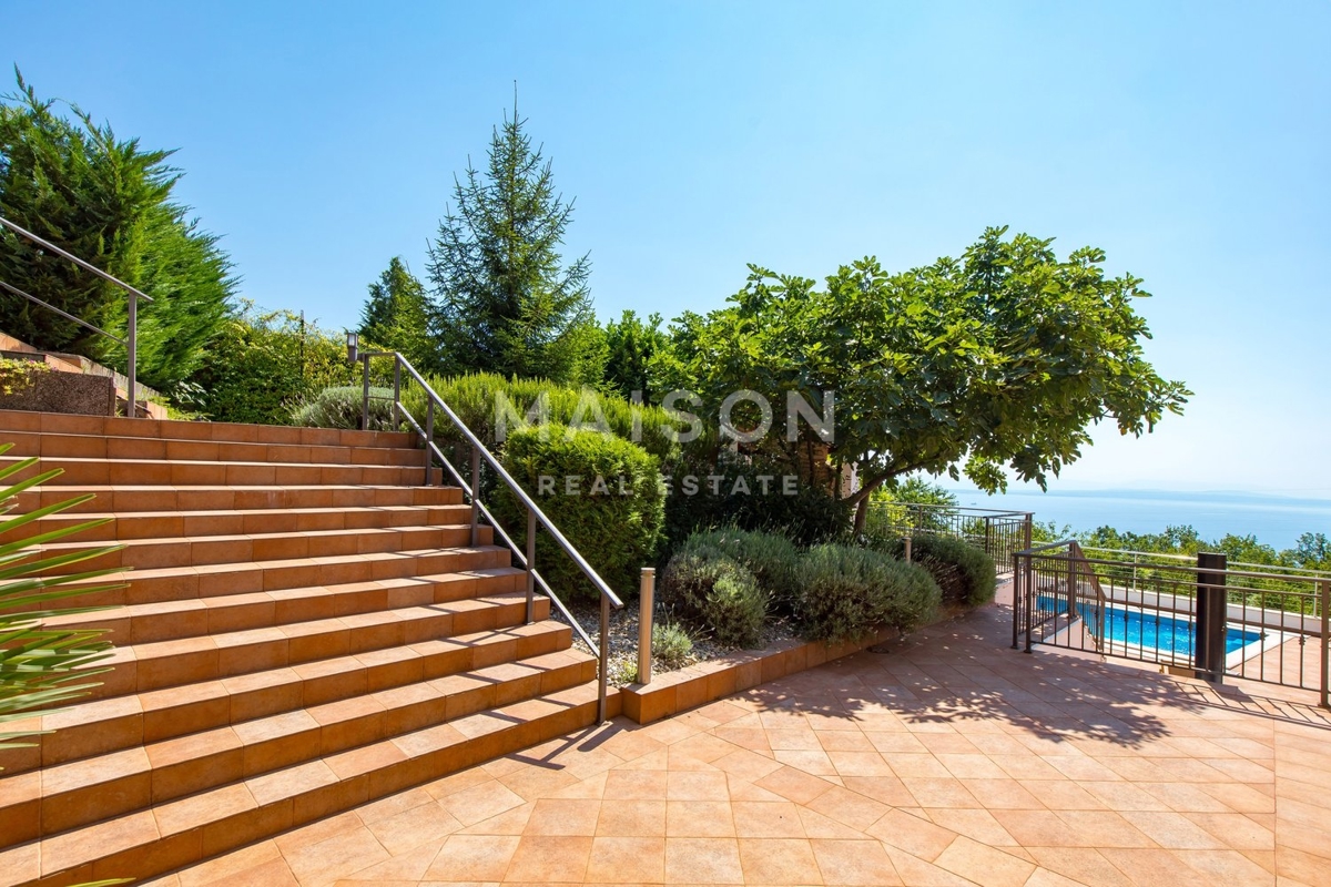 Villa Veprinac, Opatija - Okolica, 270m2