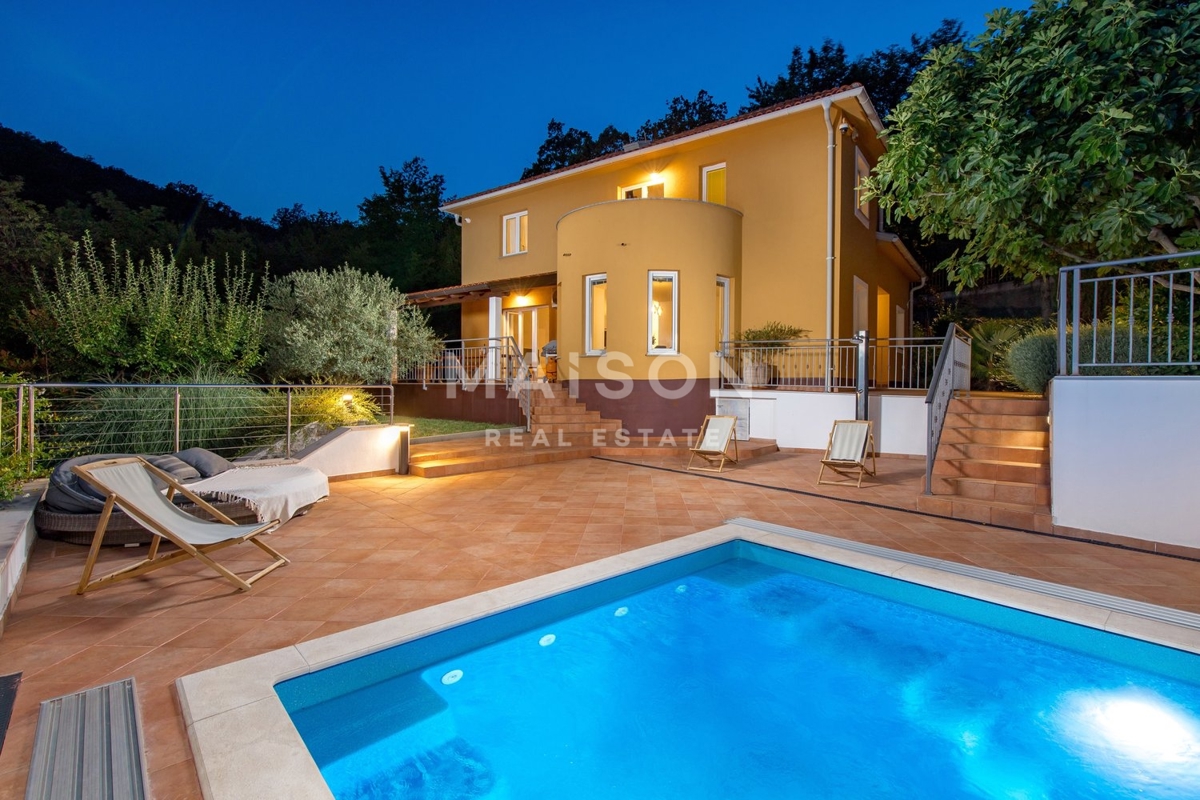 Villa Veprinac, Opatija - Okolica, 270m2