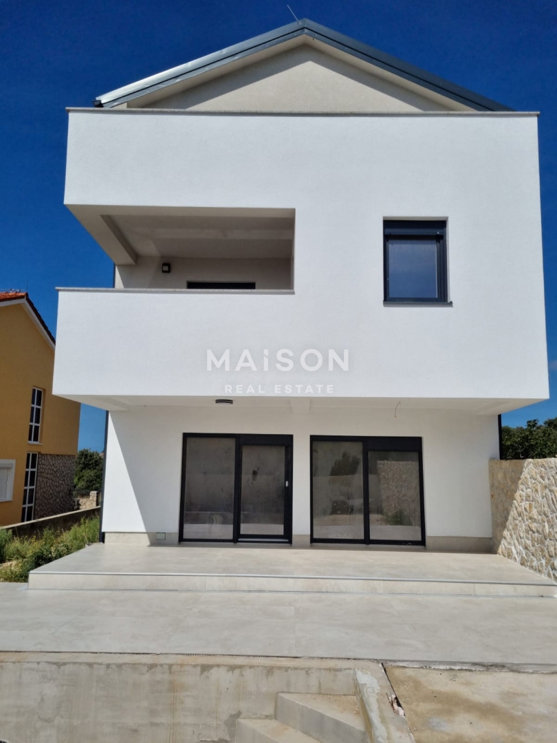 Appartamento Mandre, Kolan, 117m2