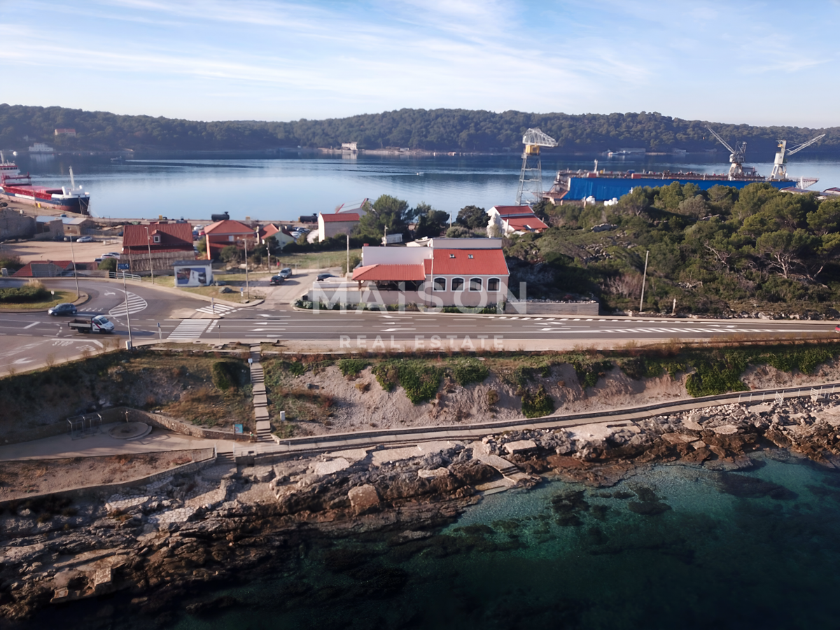Commerciale Mali Lošinj, 391,26m2