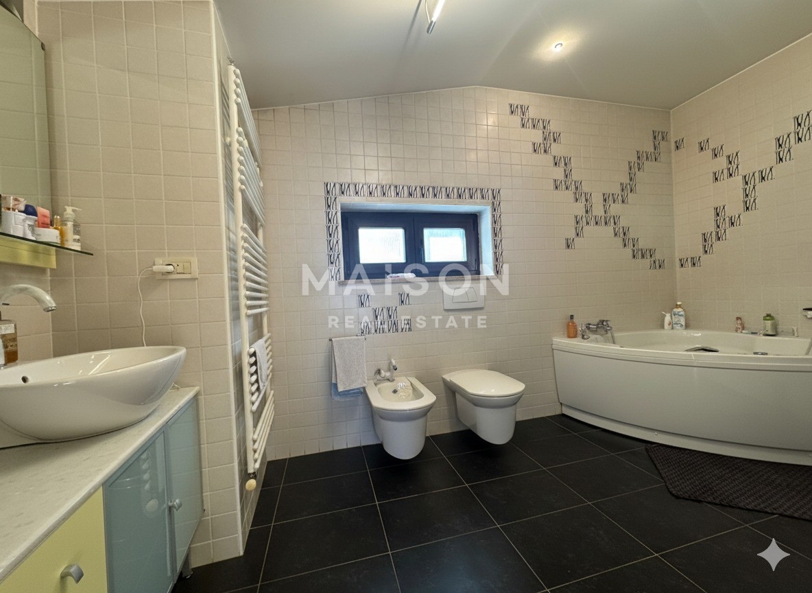 Casa Zamet, Rijeka, 230m2