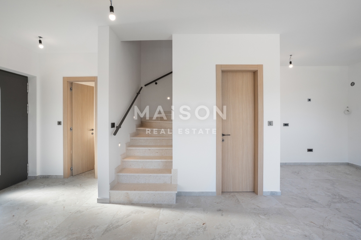 uova casa vacanze in vendita a Krk – zona tranquilla, finiture pregiate