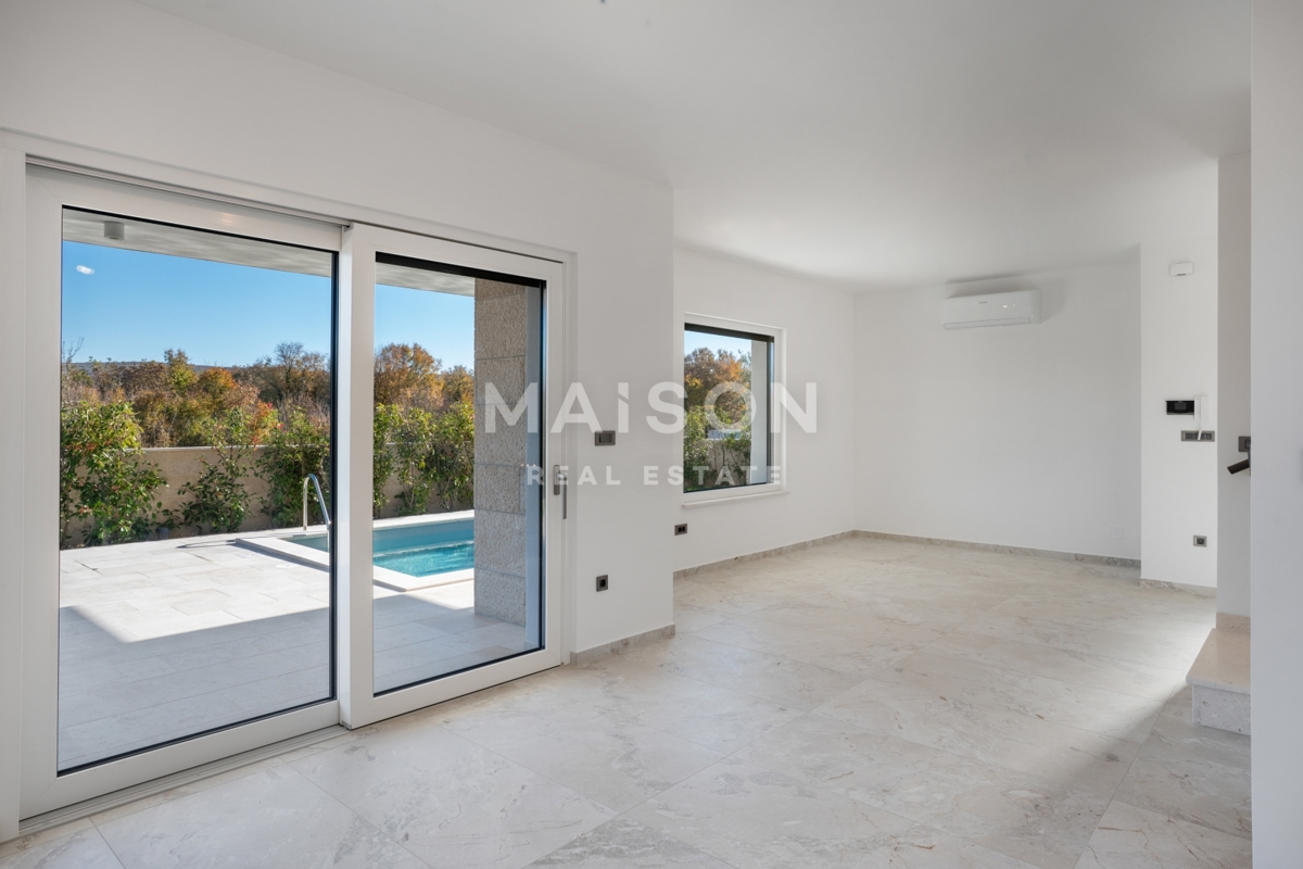 uova casa vacanze in vendita a Krk – zona tranquilla, finiture pregiate