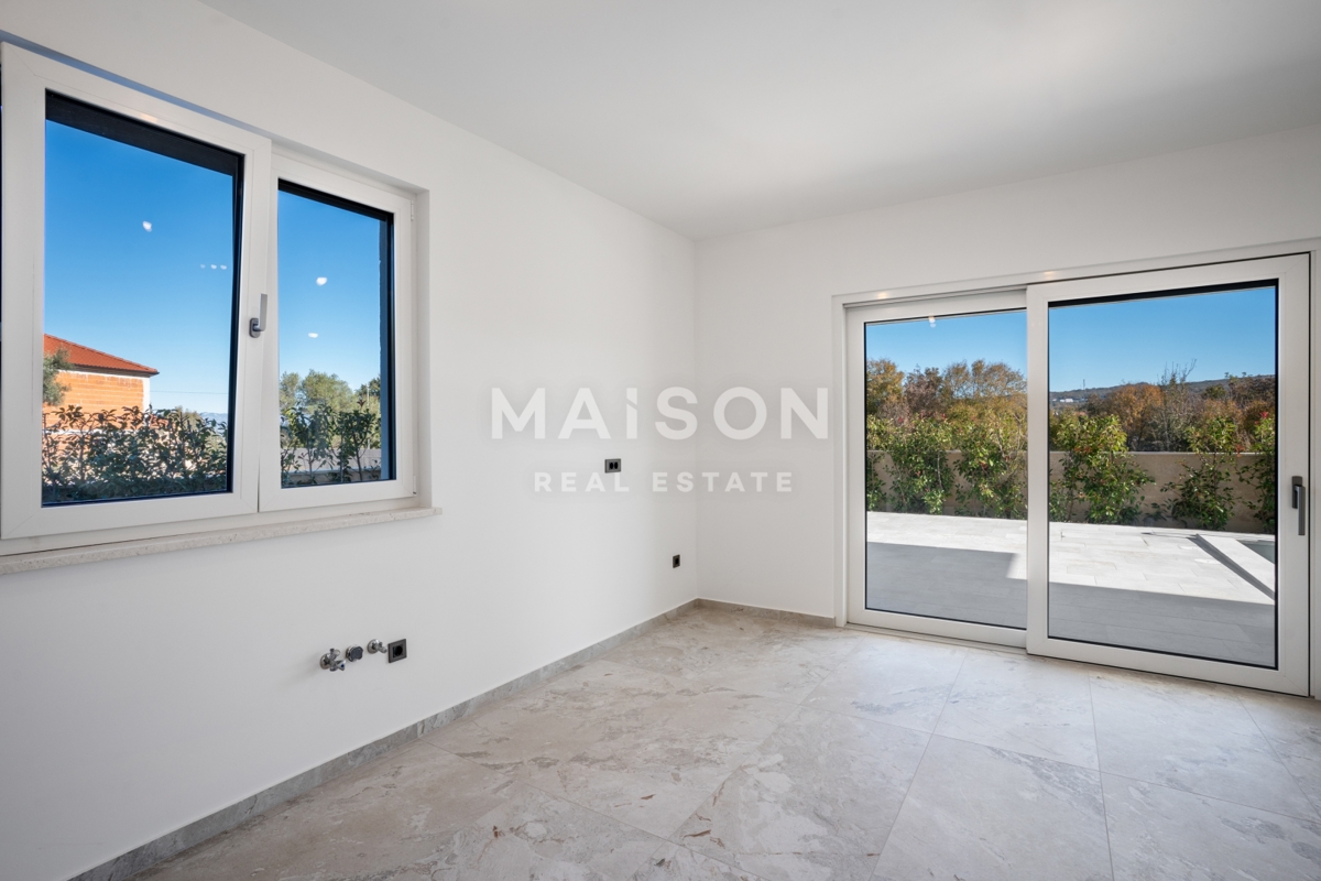 uova casa vacanze in vendita a Krk – zona tranquilla, finiture pregiate