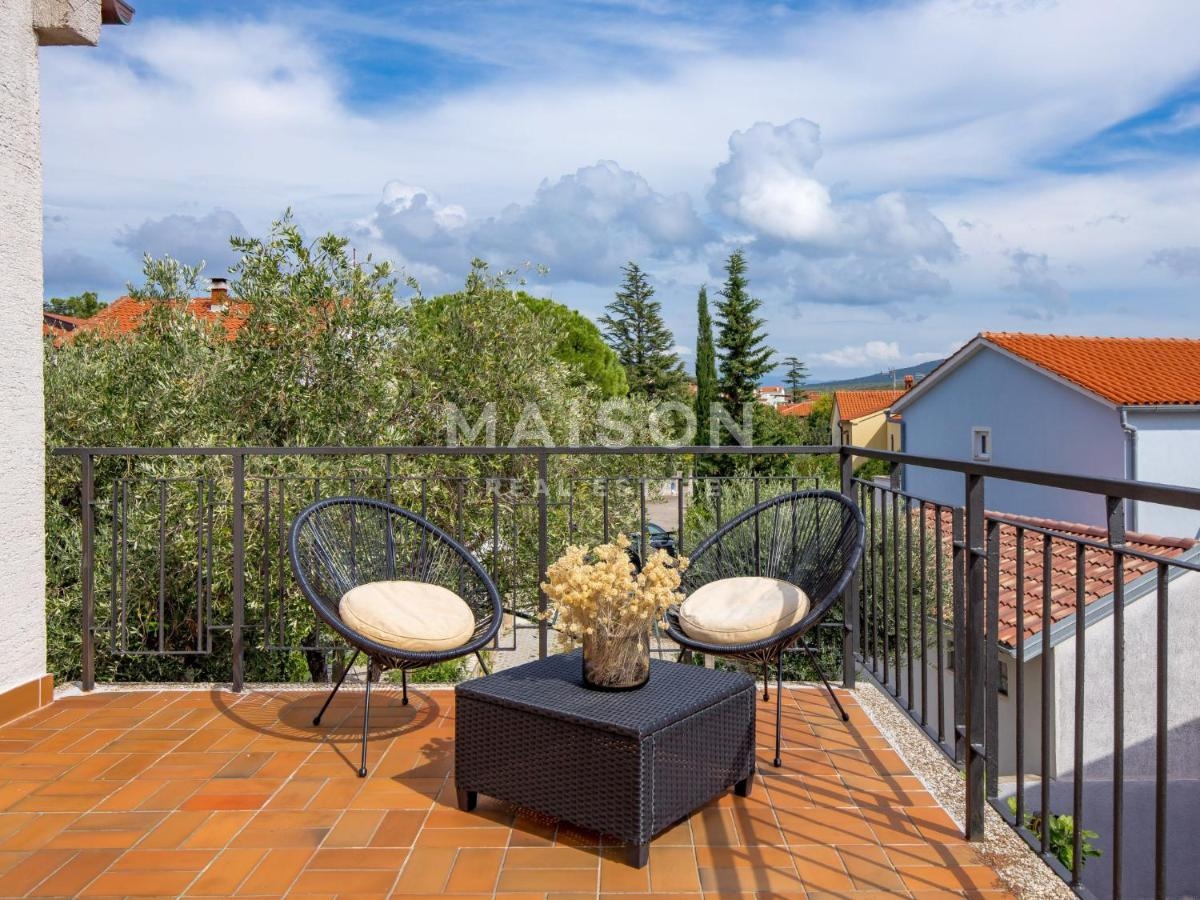 Isola di Krk, casa con piscina e vista mare
