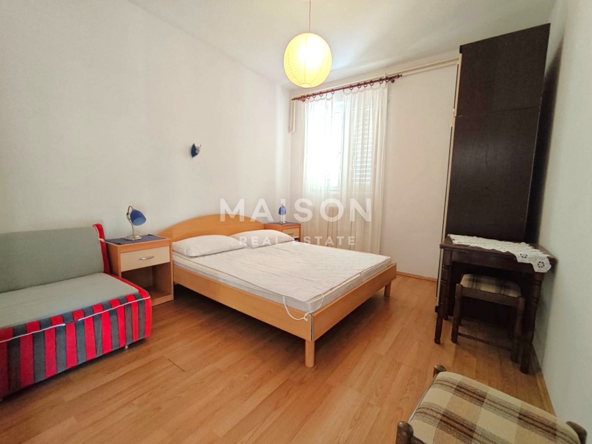 Città di Krk, casa con 3 unità abitative