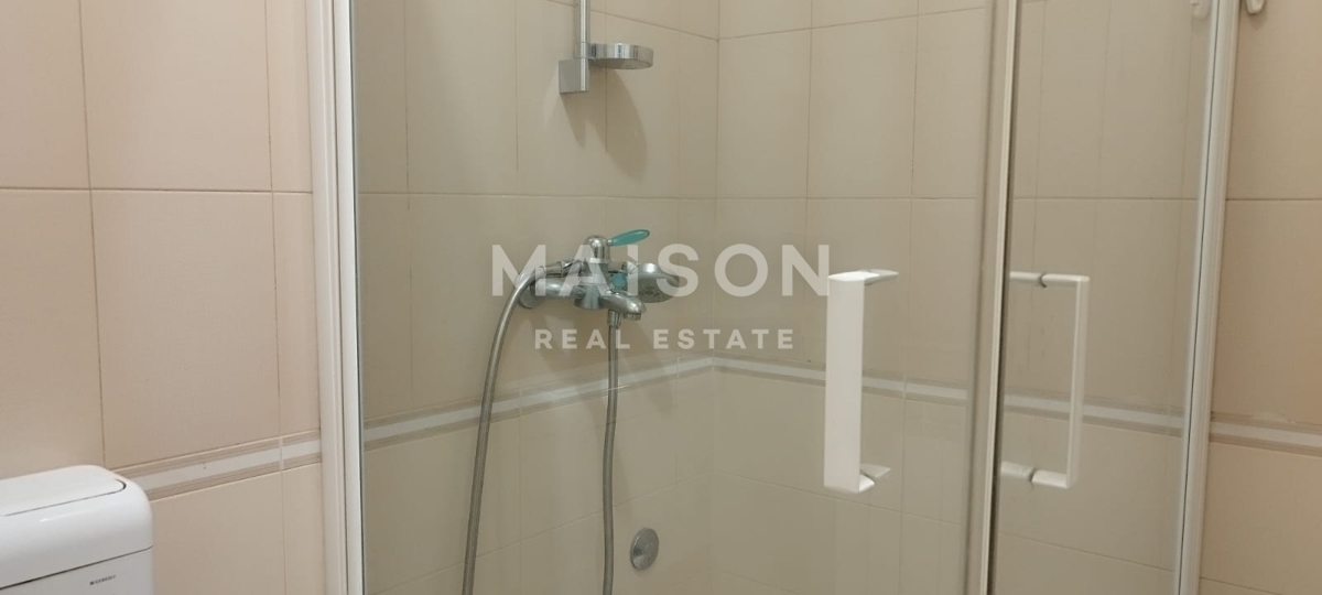 Città di Krk, casa con 3 unità abitative