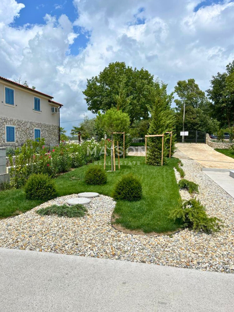 Villa Hlapa, Dobrinj, 250m2