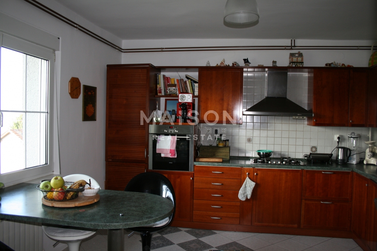 Casa Gračani, Podsljeme, 289m2