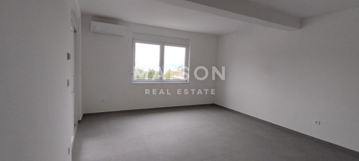 Šilo – Appartamento moderno con vista mare e piscina