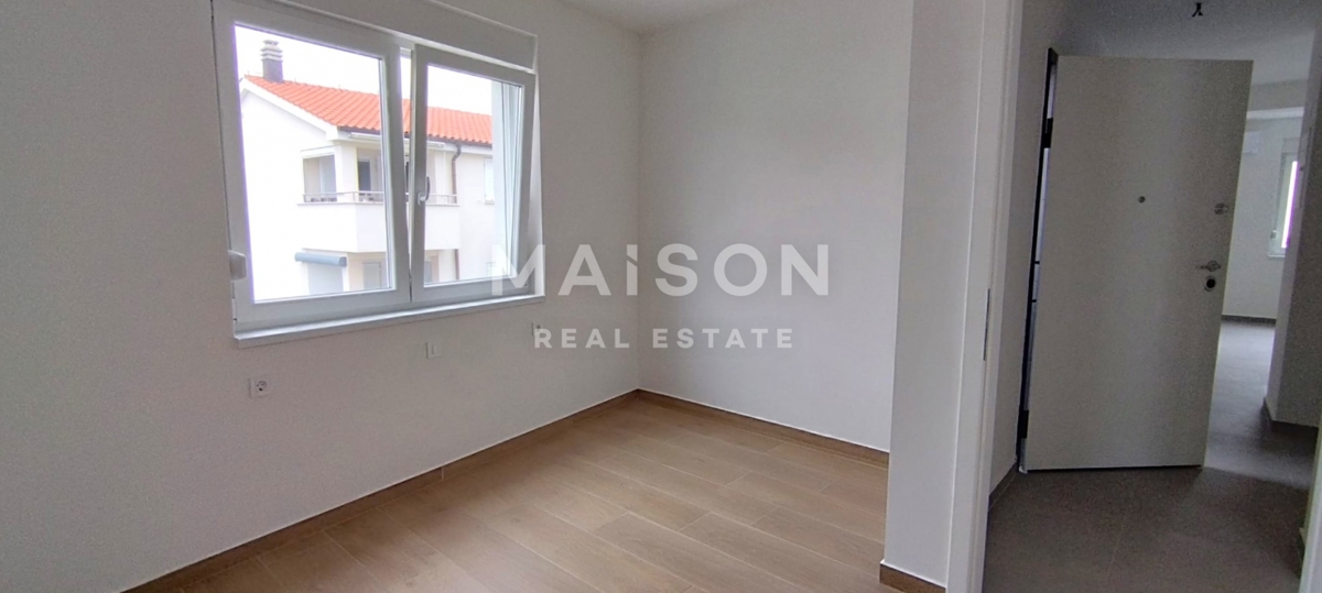 Šilo – Appartamento moderno con vista mare e piscina