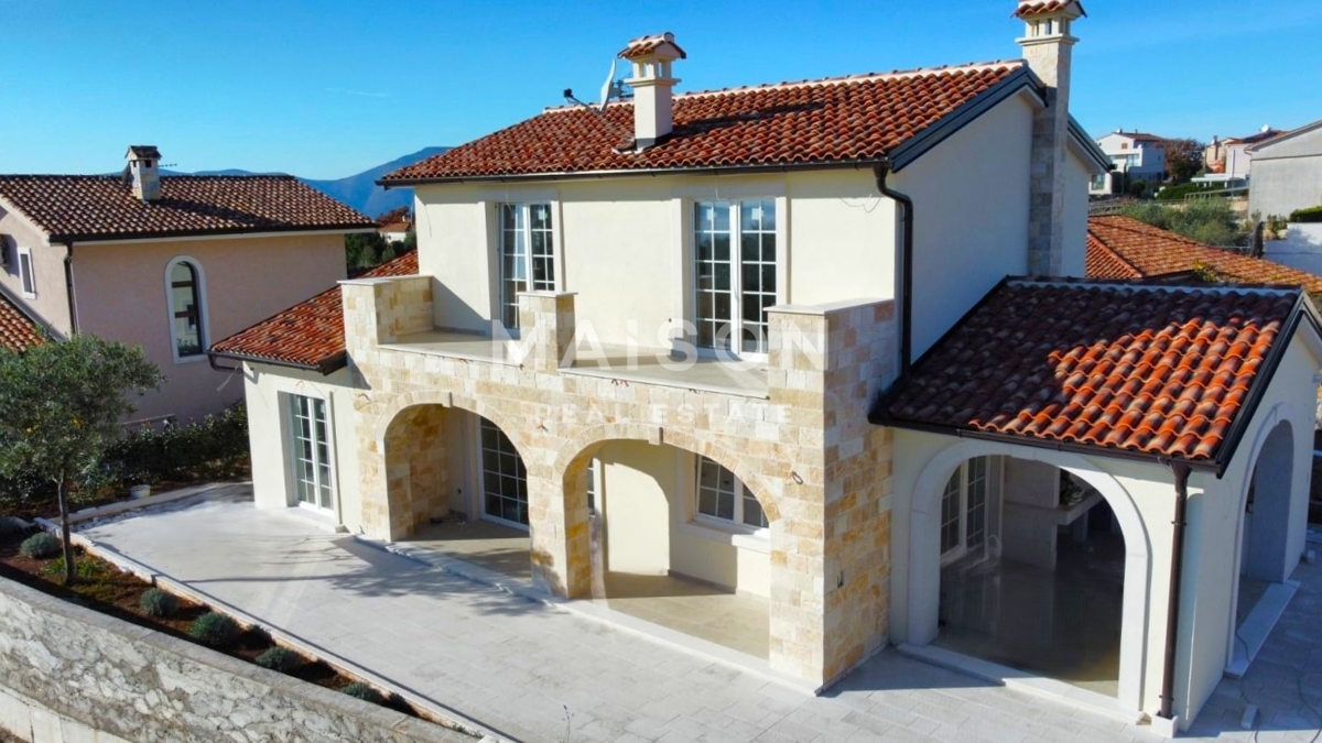 Villa mediterranea con piscina vicino a Krk – vista mare