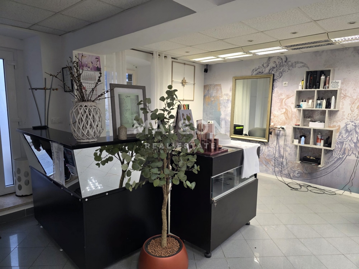 Commerciale Mali Lošinj, 109m2