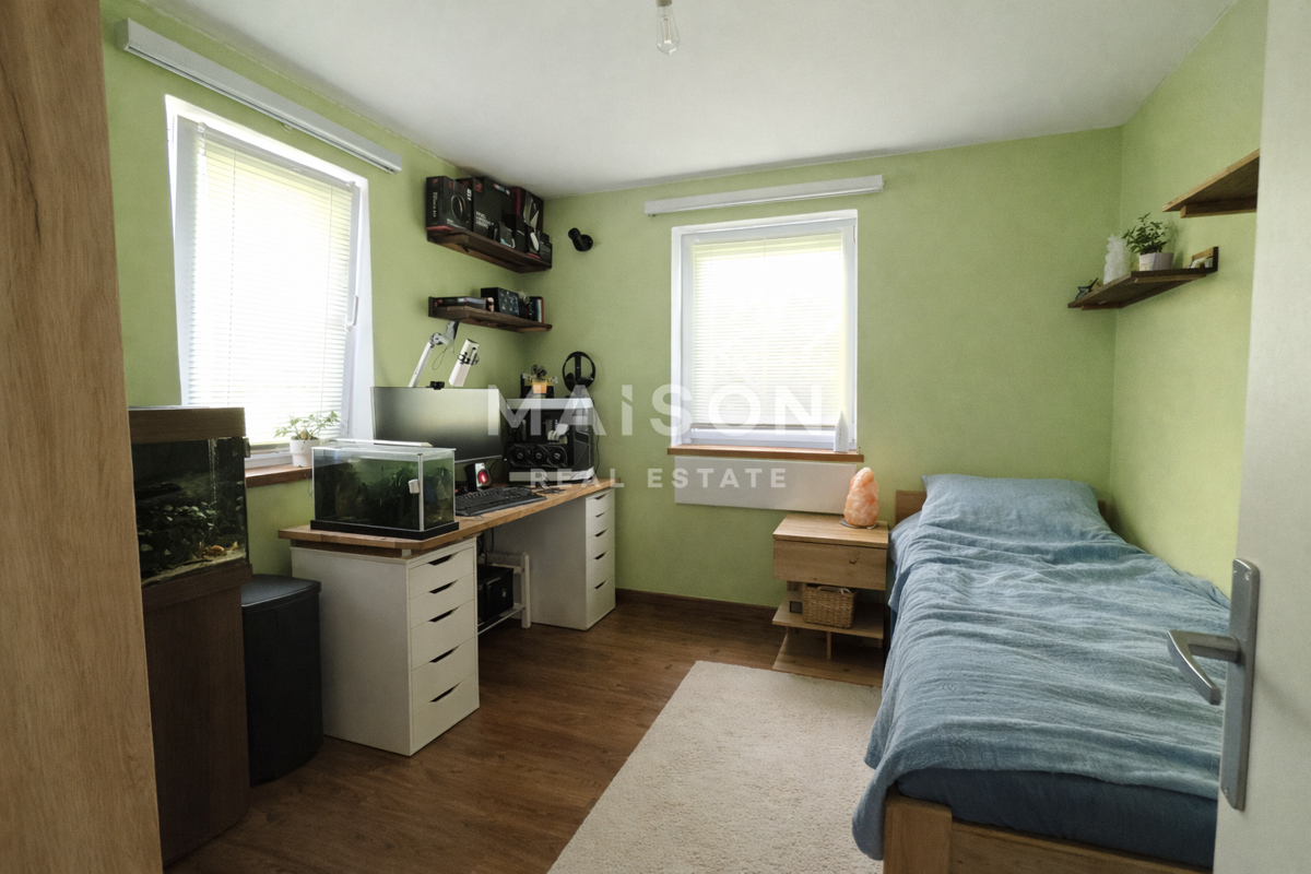 Casa indipendente su 900 m² con potenziale