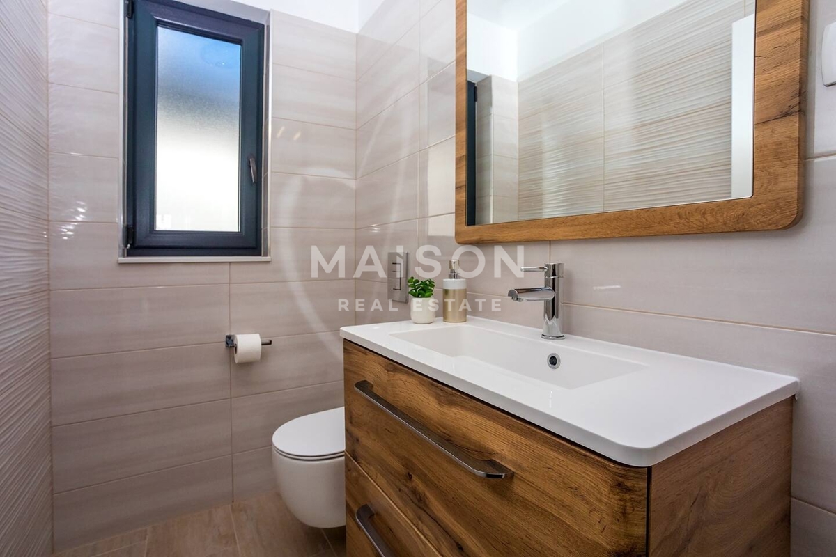 Villa Gata, Omiš, 320m2