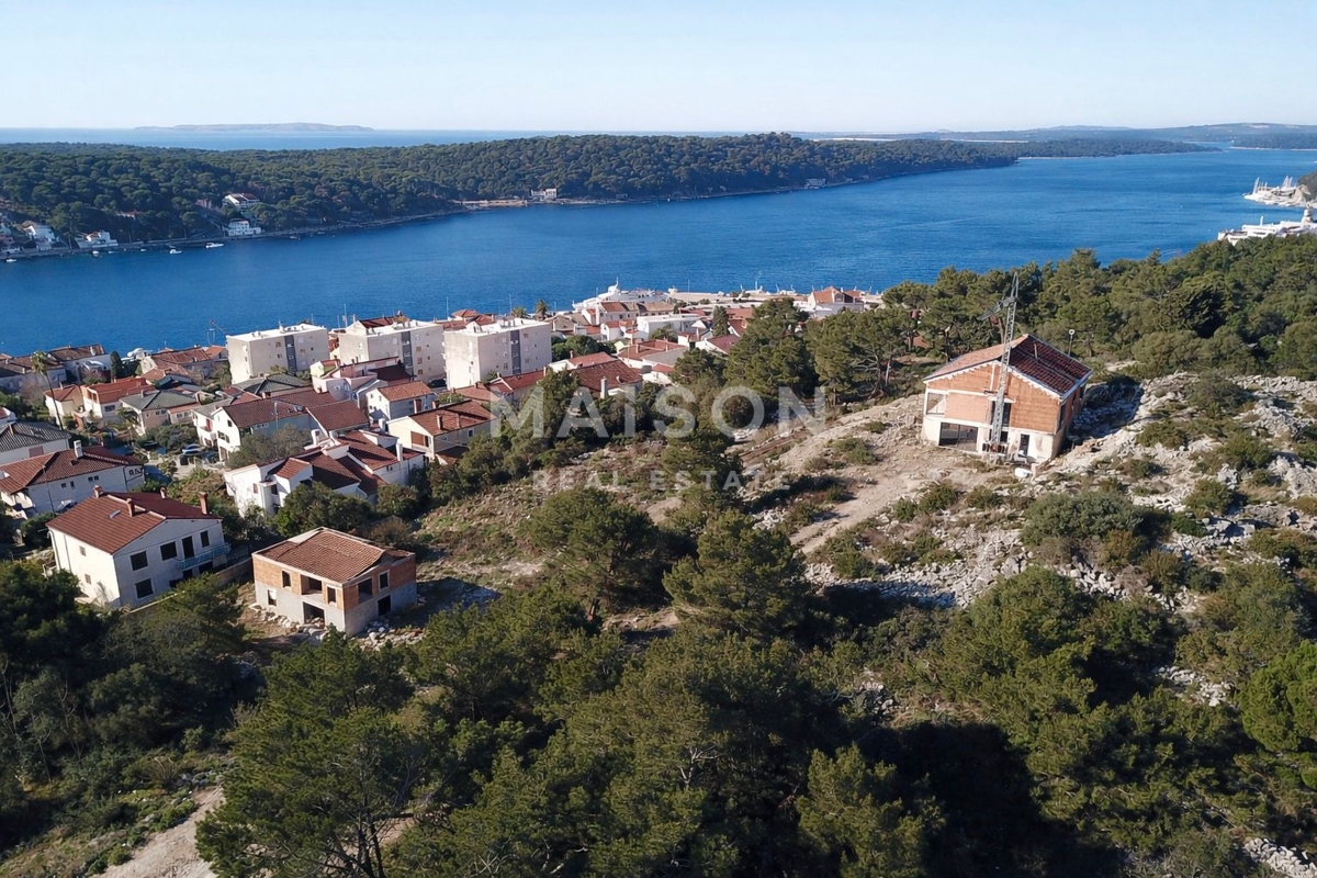 Terreno Mali Lošinj, 581m2